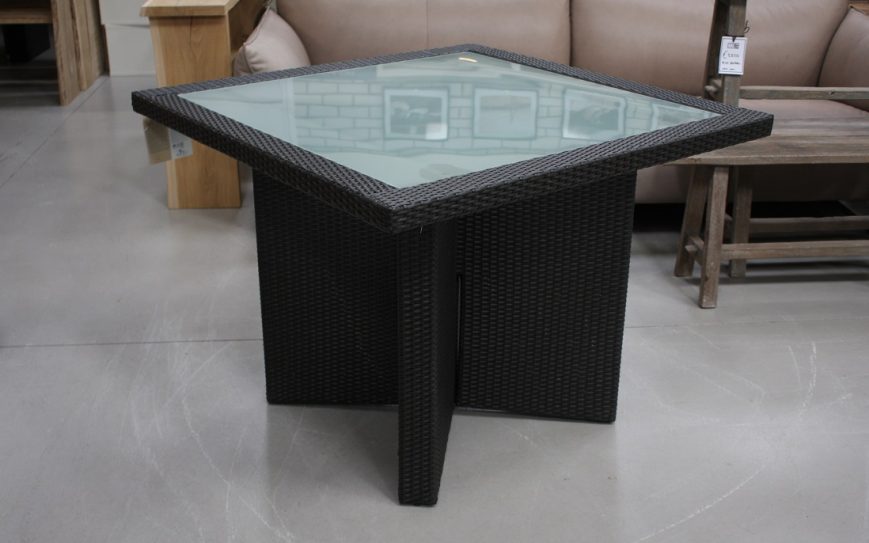 17 tuintafel terrastfel vierkant wicker glas hal54 100 x 100