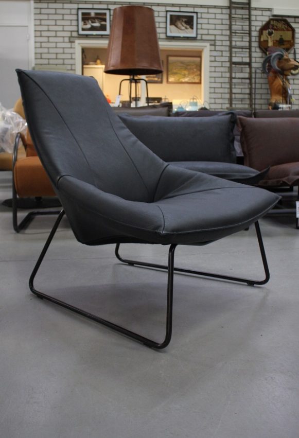 3 fauteuil Beal Jess design metaal echt leer zwart modern industrieel hal54