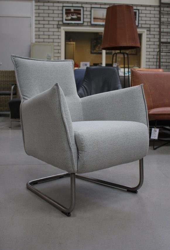 65 fauteuil Aron Jess design metaal rvs stof grijs velvet hal54 outlet