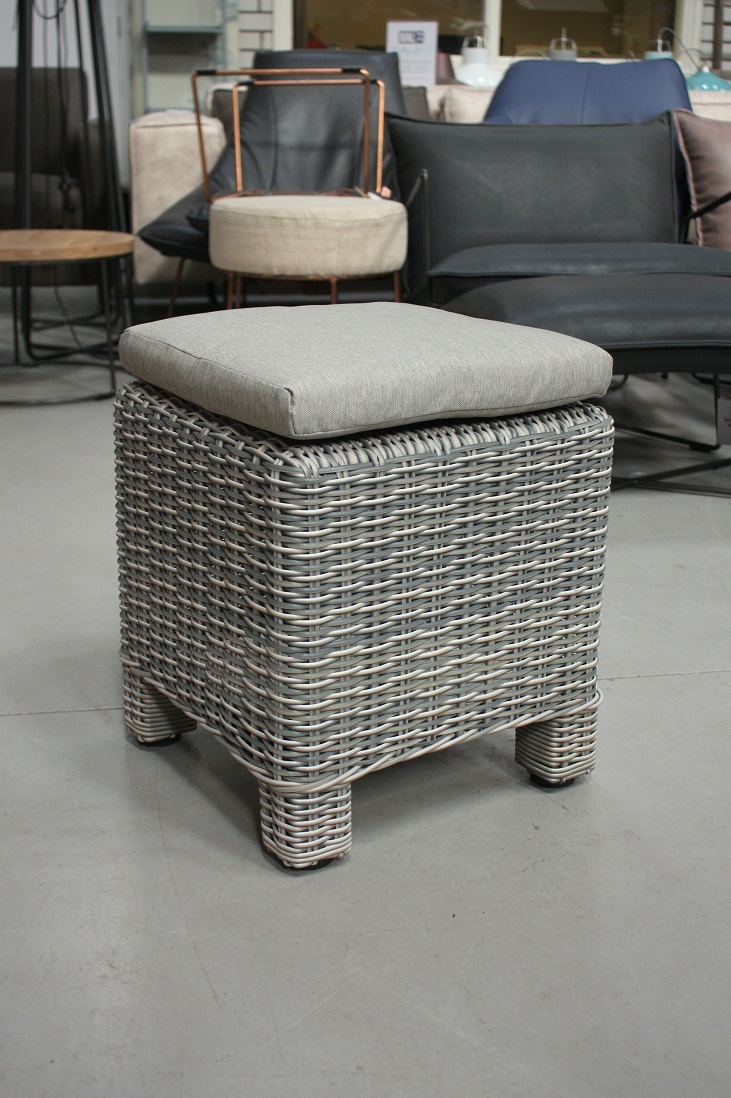 Hocker / met kussen – Hal54.nl