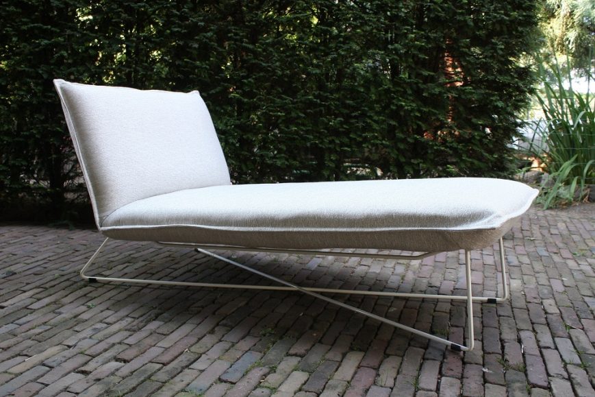 1a Earl Lounge Jess design outdoor metaal stof terras tuin chaise lonque hal54