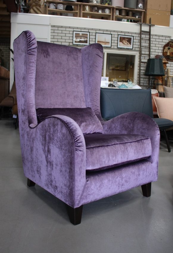 1 hoge luxe fauteuil stof velvet fleuwwl paars hal54