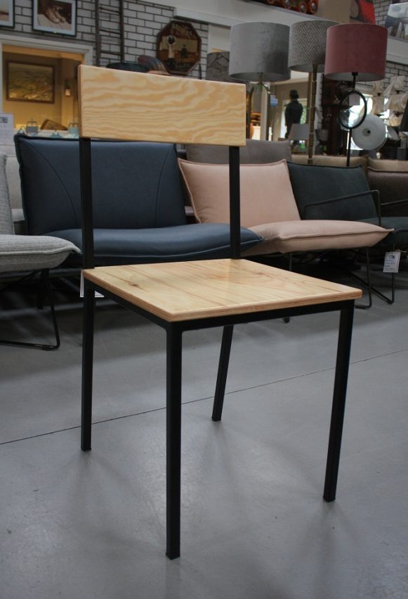 10 eetkamerstoelen metaal hout industrieel horeca hal54