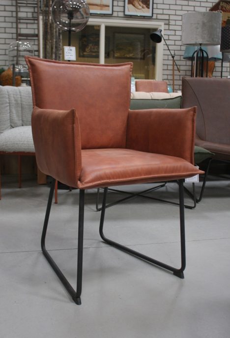 Eetkamerstoel Duke Jess Design (Bonanza British Tan) met armleuningen