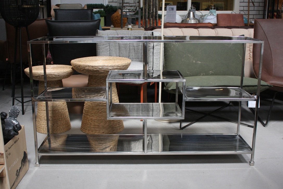 Sidetable / vakkenkast zilver